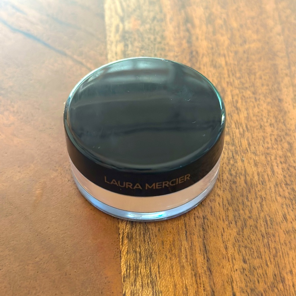 Translucent Loose Setting Powder